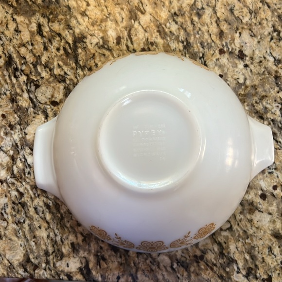 Pyrex Butterfly Gold Cinderella 2-1/2 Qt Mixing Bowl #443 - Picture 5 of 5